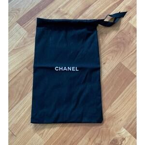Chanel Black Dust Bag‎